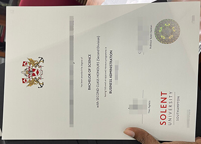 Southampton Solent University diploma